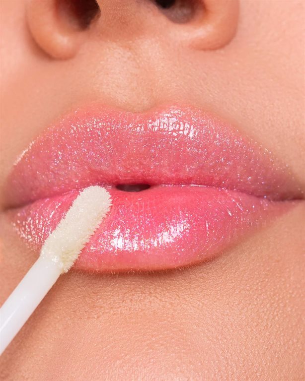 ASTRA MYGLOSS PLUMP SHINE 4ML COL0001 ASTRA MYGLOSS PLUMP SHINE 4ML COL0001
