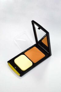 ASTRA COMPACT FOUNDATION COL04